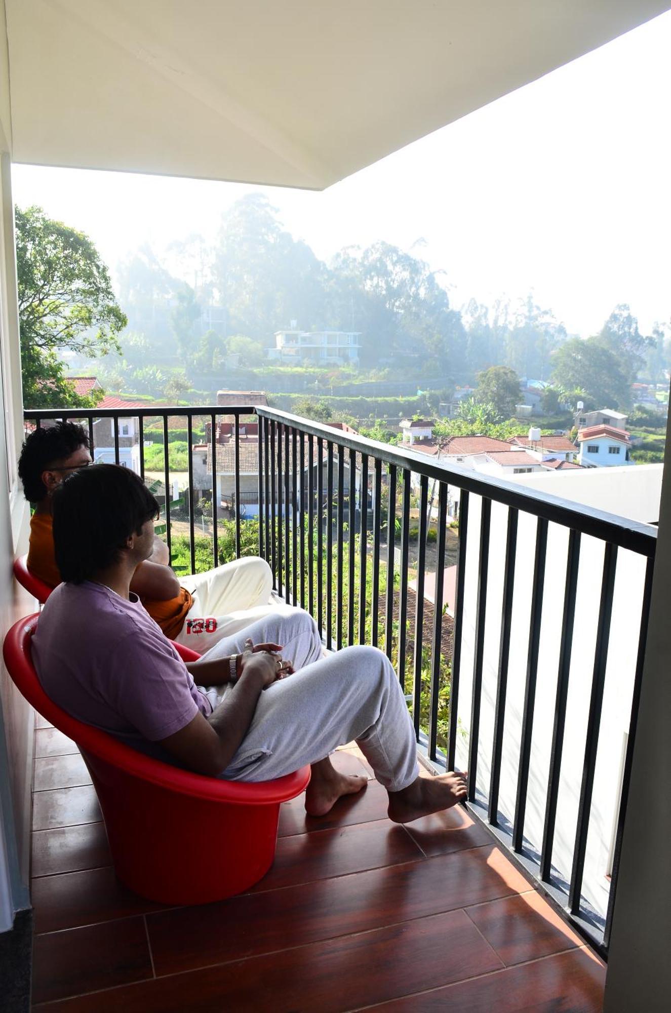 Dusk & Dawn Villa Kodaikanal Bagian luar foto
